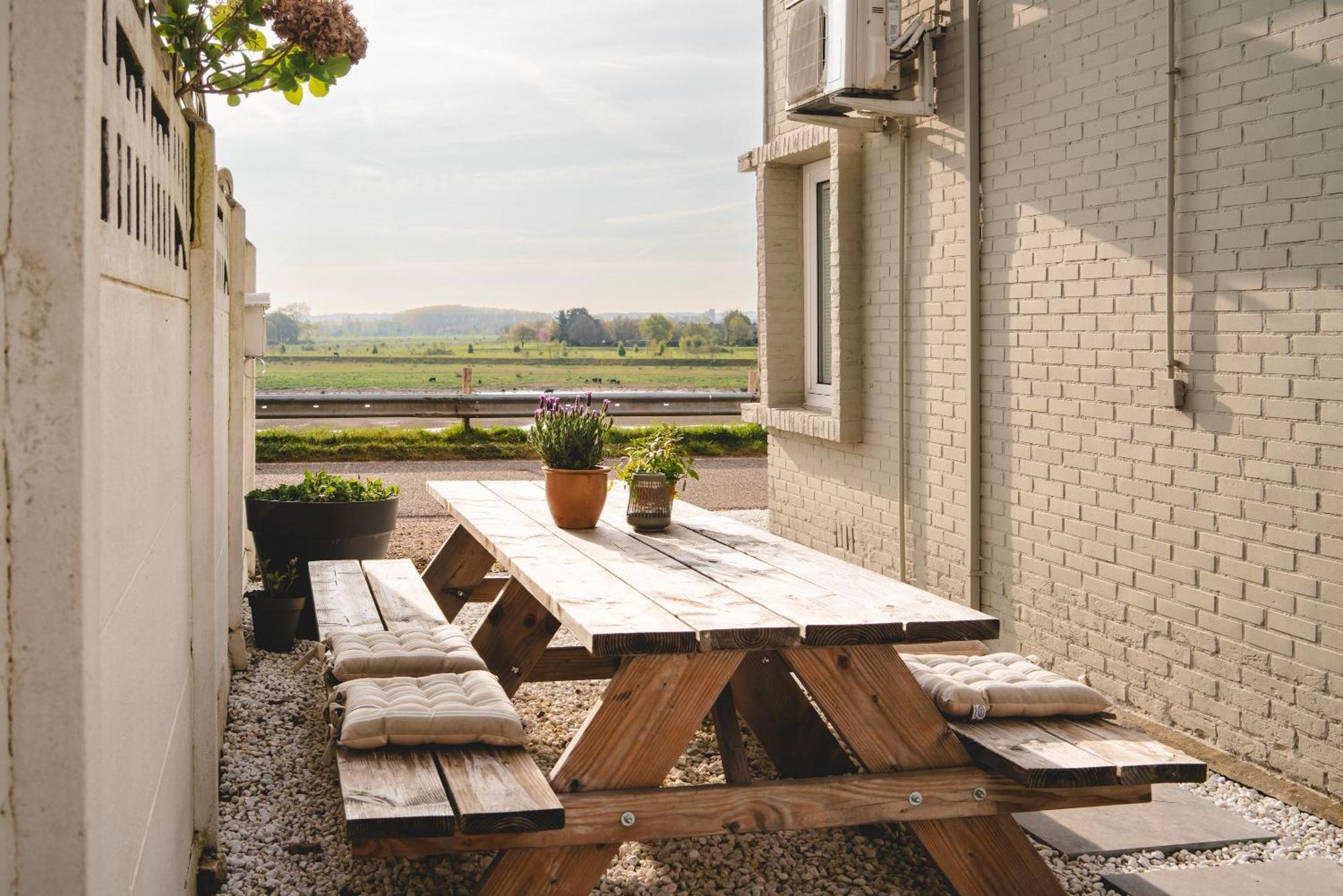 לאנקן Maas Suites - The River House With Private Sauna מראה חיצוני תמונה
